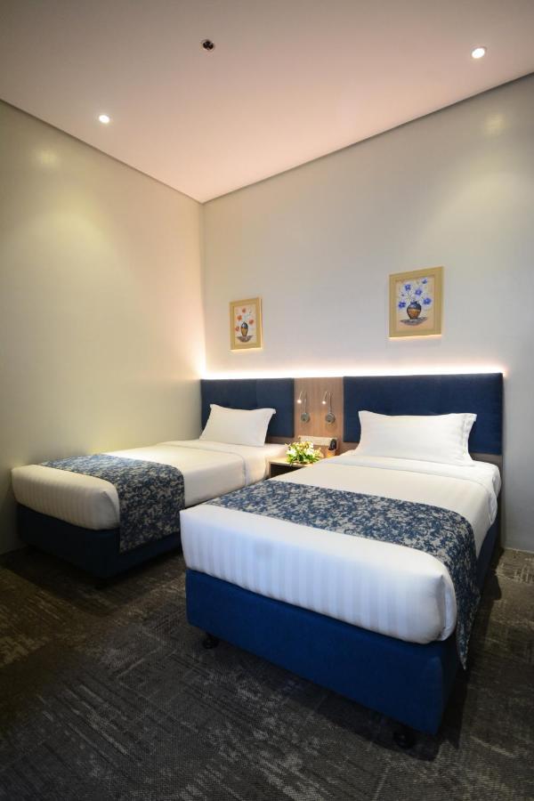 Blue Lotus Hotel Davao Exterior photo