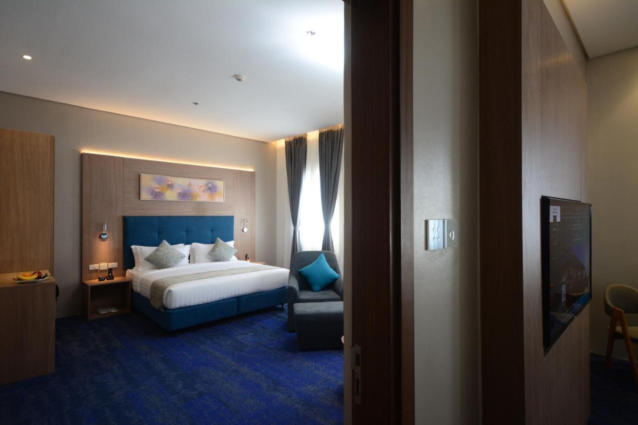 Blue Lotus Hotel Davao Exterior photo