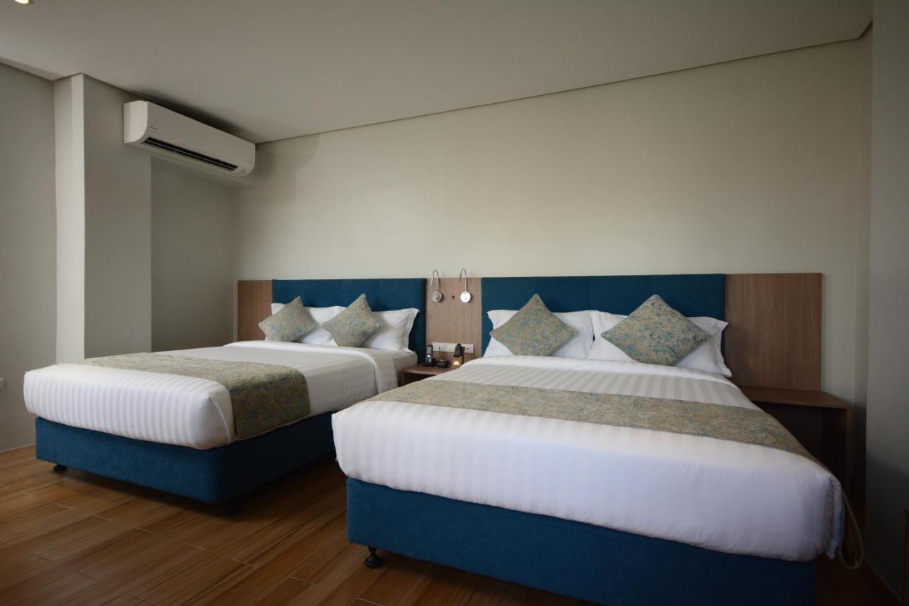 Blue Lotus Hotel Davao Exterior photo